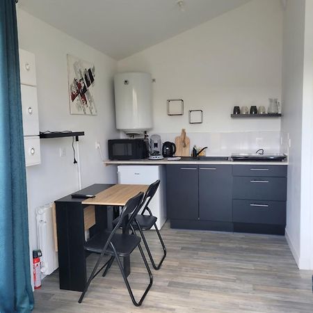 Le Studio Saint-Pierre-Montlimart Buitenkant foto